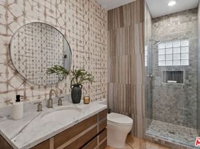 280 Homewood Road, Los Angeles CA 90049