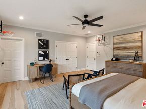 280 Homewood Road, Los Angeles CA 90049