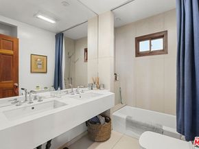 1914 Fairburn Avenue, Los Angeles CA 90025