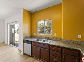 12375 Osborne Place 13, Pacoima CA 91331