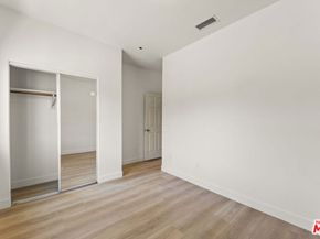 12375 Osborne Place 13, Pacoima CA 91331