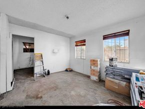 224 W 84th Street, Los Angeles CA 90003