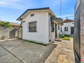 224 W 84th Street, Los Angeles CA 90003