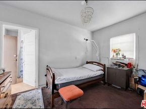 224 W 84th Street, Los Angeles CA 90003