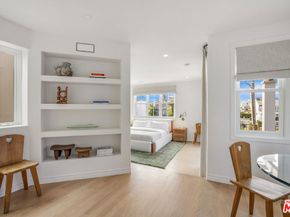 5201 Via Donte, Venice CA 90292