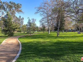 11593 Kling Street, Valley Village CA 91602