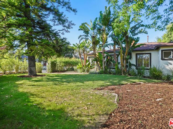 11593 Kling Street, Valley Village CA 91602