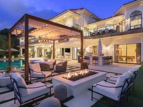 6110 Merritt Drive, Malibu CA 90265