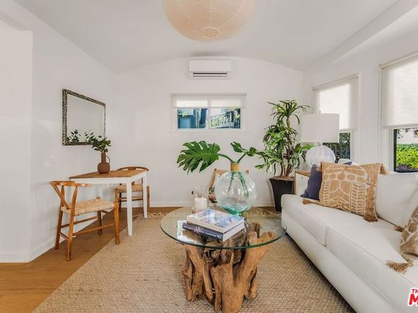 1/2 Willoughby Avenue, Los Angeles CA 90038