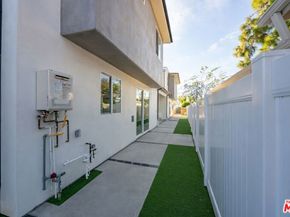 8730 Etiwanda Avenue, Northridge CA 91325