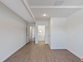 945 N Ditman Avenue, Los Angeles CA 90063