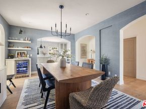 163 S Larchmont Boulevard, Los Angeles CA 90004