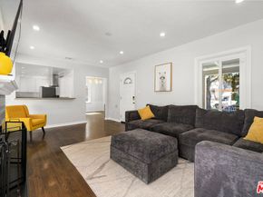 5926 Cleon Avenue, North Hollywood CA 91601