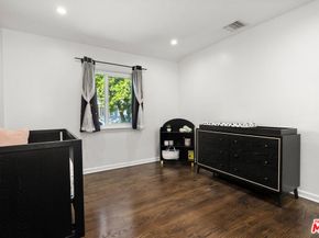 5926 Cleon Avenue, North Hollywood CA 91601