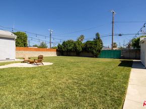 5926 Cleon Avenue, North Hollywood CA 91601