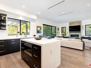 10521 Northvale Road, Los Angeles CA 90064