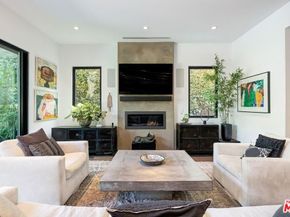 10521 Northvale Road, Los Angeles CA 90064
