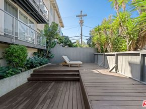 18 Privateer Street 3, Marina Del Rey CA 90292