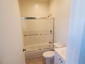 1545 E 4th Street, Long Beach CA 90802