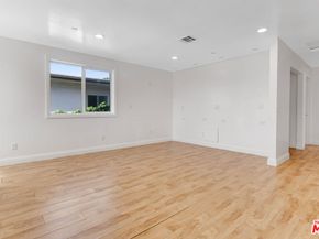 231 E 25th Street, Los Angeles CA 90011