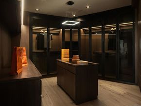 6627 Muirlands Dr, La Jolla CA 92037