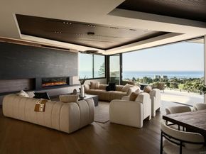 6627 Muirlands Dr, La Jolla CA 92037