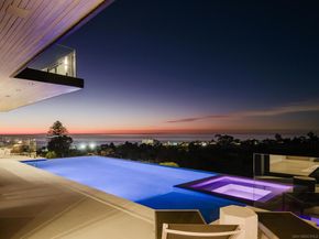 6627 Muirlands Dr, La Jolla CA 92037