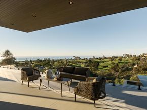 6627 Muirlands Dr, La Jolla CA 92037