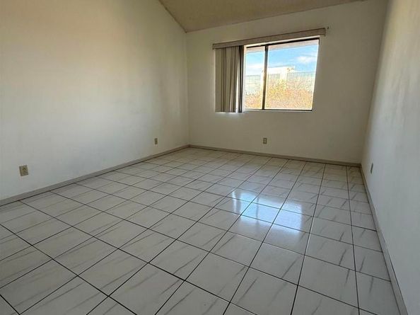 7735 Saranac PL 58, La Mesa CA 91941