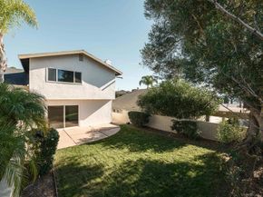 5522 Bloch St, San Diego CA 92122