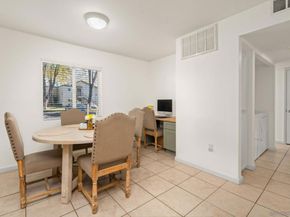 2528 White Oak Pl 3, Escondido CA 92027