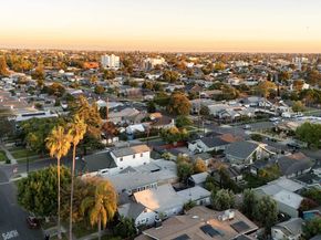 1900 W 41St St, Los Angeles CA 90062