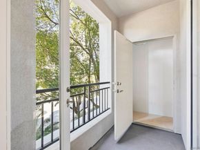 9253 Regents Rd A206, La Jolla CA 92037