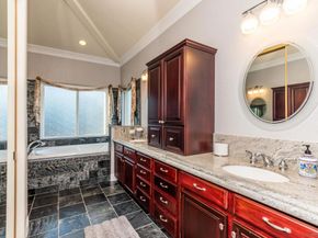 2340 Lomica Pl, Escondido CA 92029