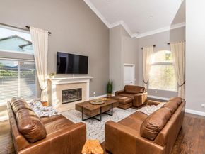 2340 Lomica Pl, Escondido CA 92029