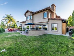 2340 Lomica Pl, Escondido CA 92029