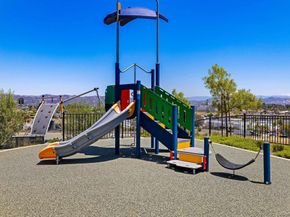1233 Sunrise View 105, San Marcos CA 92078