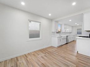 4220 E Overlook Dr, San Diego CA 92115