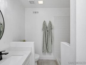 12795 Via Moura, San Diego CA 92128