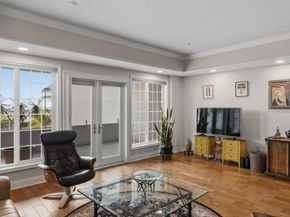 1128 Las Flores, Carlsbad CA 92008