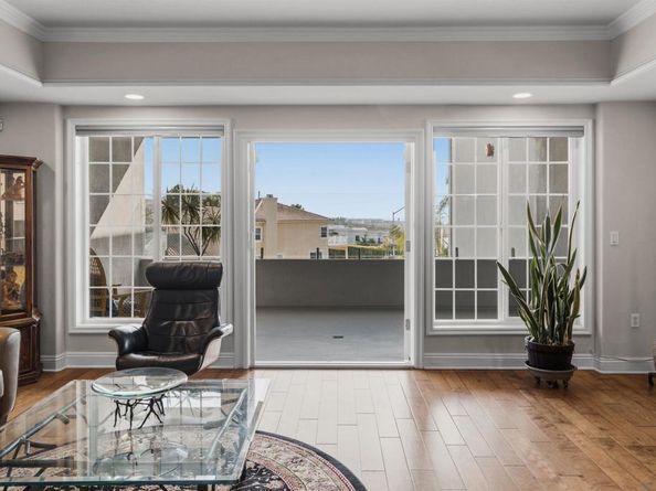 1128 Las Flores, Carlsbad CA 92008