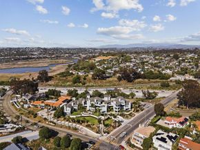 1128 Las Flores, Carlsbad CA 92008