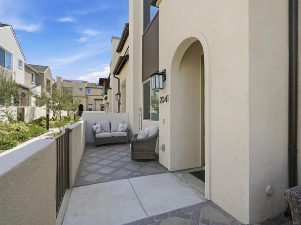 2041 Bluestone Circle, Chula Vista CA 91913