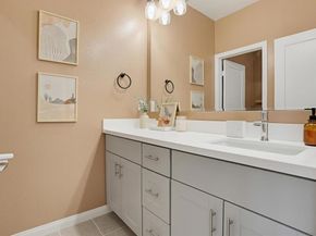 1739 Valley Oak, Oceanside CA 92056