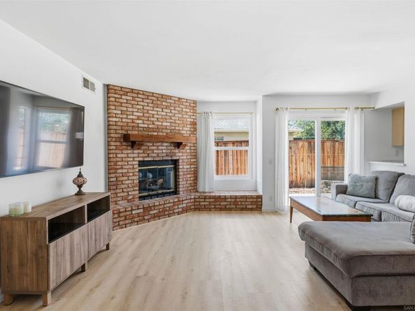 4158 Esperanza Way, Oceanside CA 92056