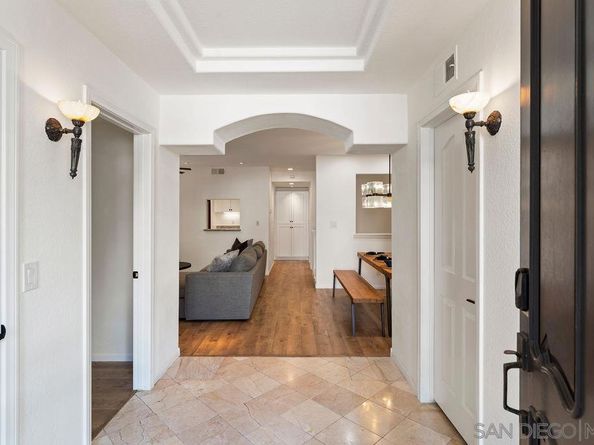 2842 Torrey Pines Rd, La Jolla CA 92037