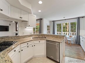 2842 Torrey Pines Rd, La Jolla CA 92037