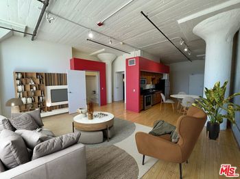 420 S San Pedro Street