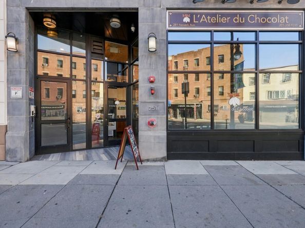 251 Newark Ave 5D, Jersey City NJ 07302