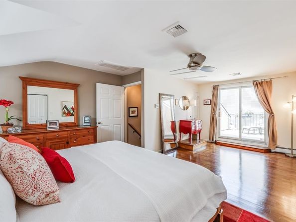 298 3rd St 4, Jersey City NJ 07302